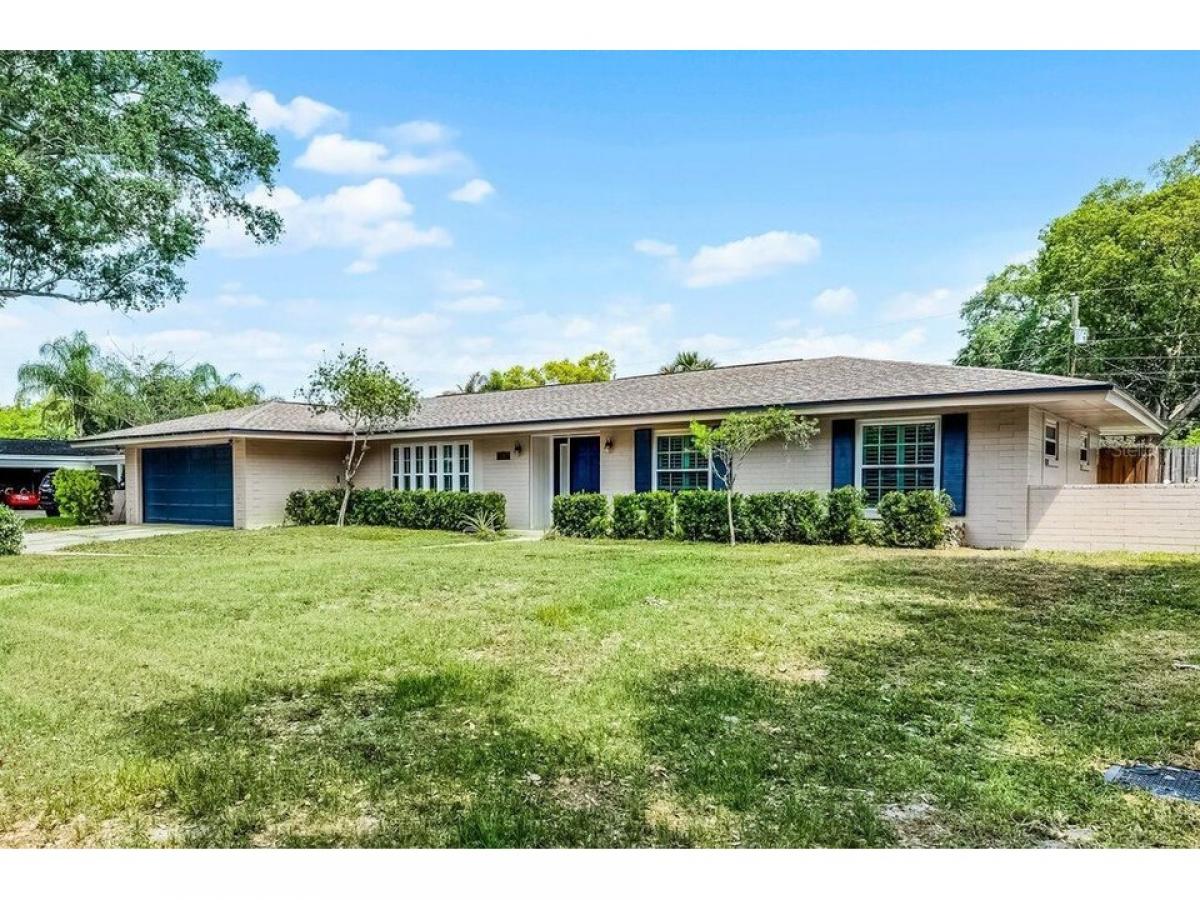 Picture of Home For Sale in Maitland, Florida, United States