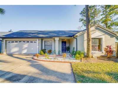 Home For Sale in Winter Springs, Florida