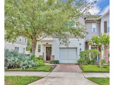 Home For Sale in Oviedo, Florida
