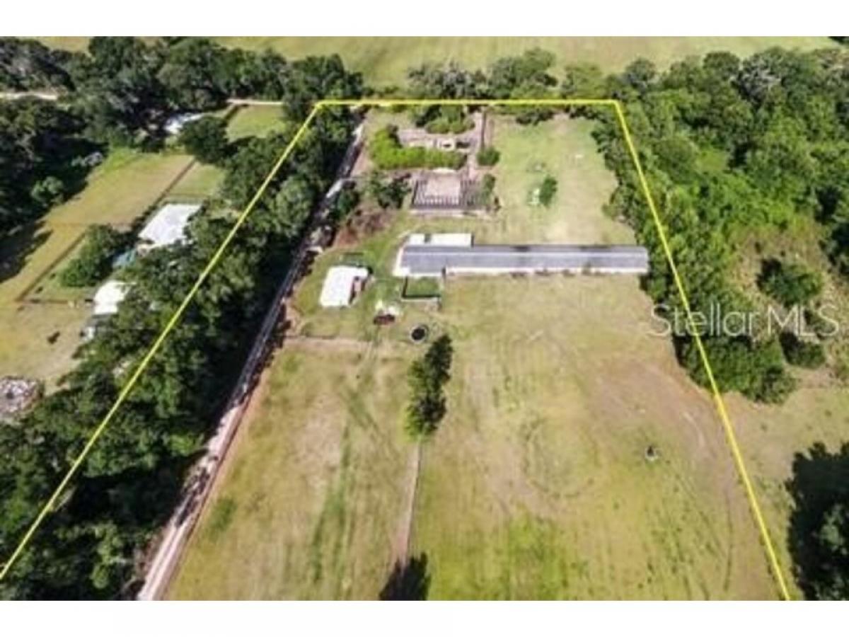 Picture of Home For Sale in Citra, Florida, United States