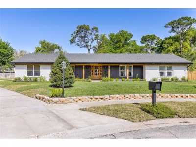 Home For Sale in Longwood, Florida