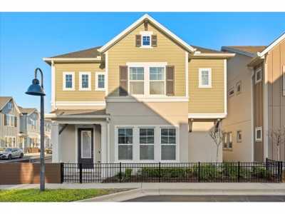 Home For Sale in Lake Mary, Florida