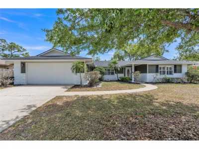 Home For Sale in Longwood, Florida