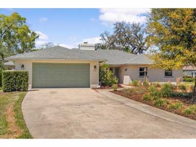 Home For Sale in Maitland, Florida