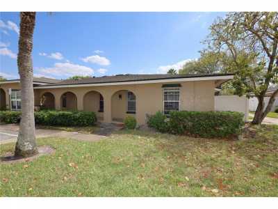 Home For Sale in Casselberry, Florida