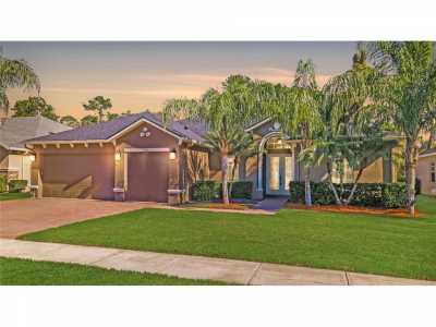 Home For Sale in Oviedo, Florida
