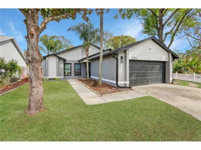 Home For Sale in Casselberry, Florida