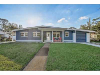 Home For Sale in Winter Park, Florida