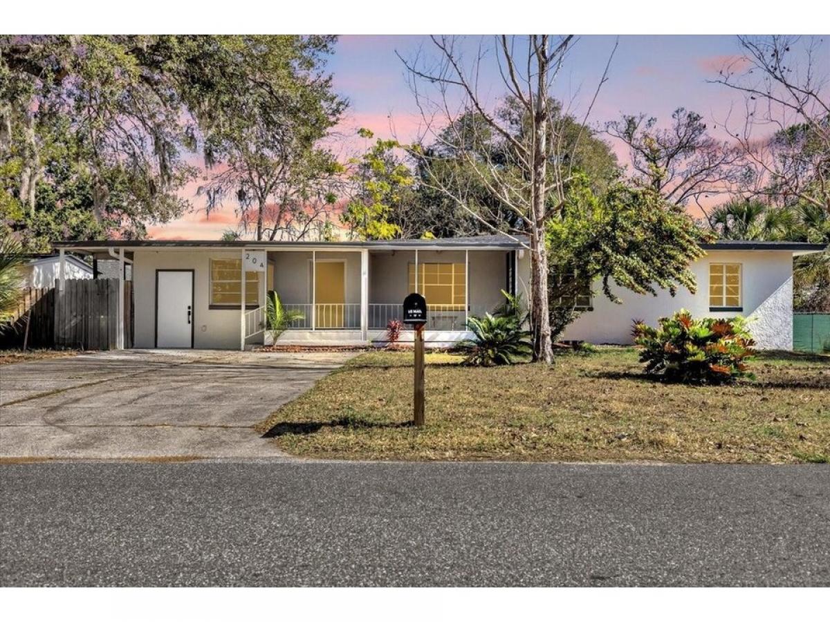 Picture of Home For Sale in Leesburg, Florida, United States
