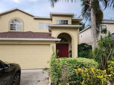 Home For Sale in Oviedo, Florida