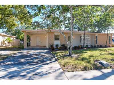 Home For Sale in Altamonte Springs, Florida