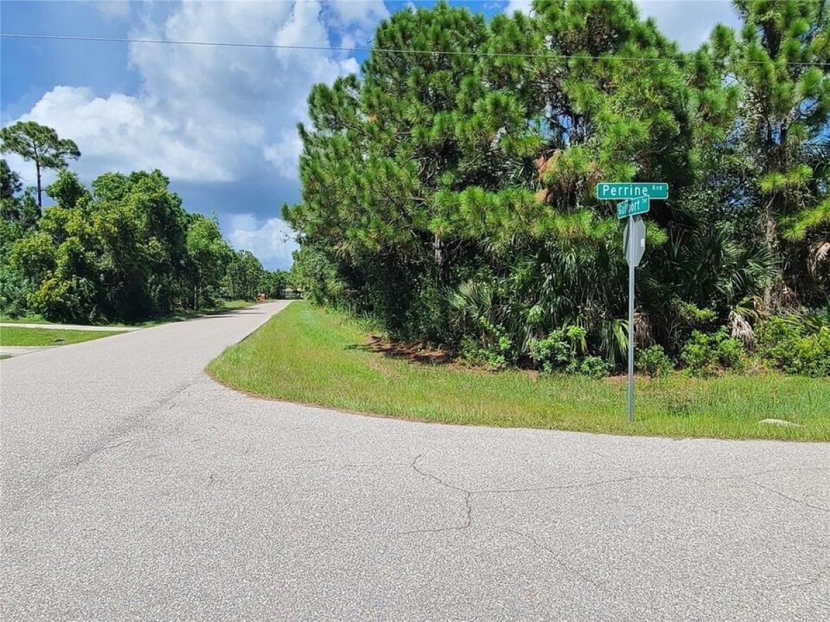 Picture of Residential Land For Sale in Port Charlotte, Florida, United States
