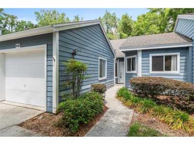 Home For Sale in Newberry, Florida