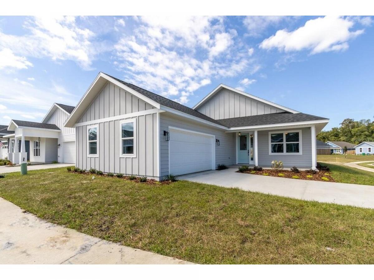 Picture of Home For Sale in Alachua, Florida, United States