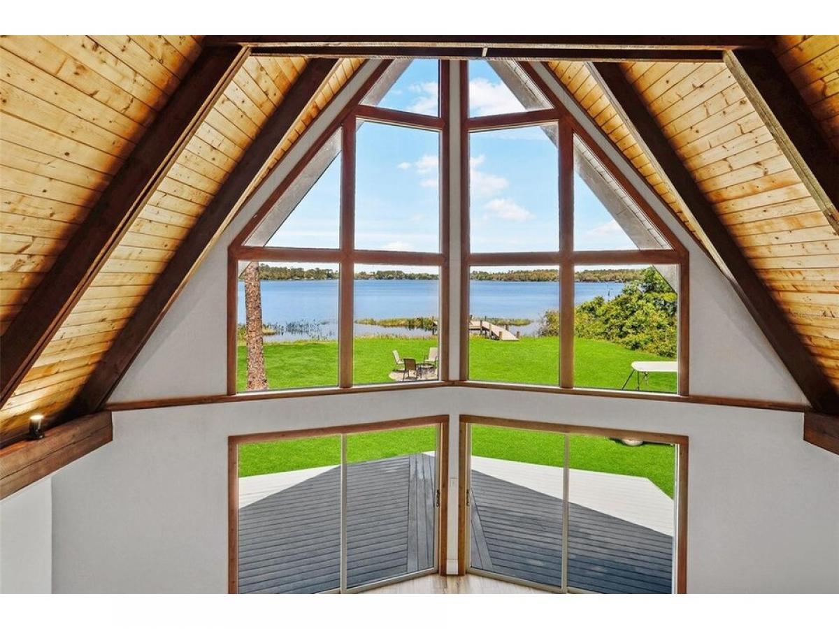 Picture of Home For Sale in Hawthorne, Florida, United States