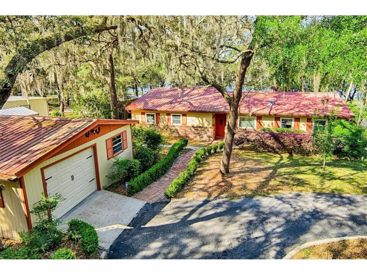 Picture of Home For Sale in Keystone Heights, Florida, United States