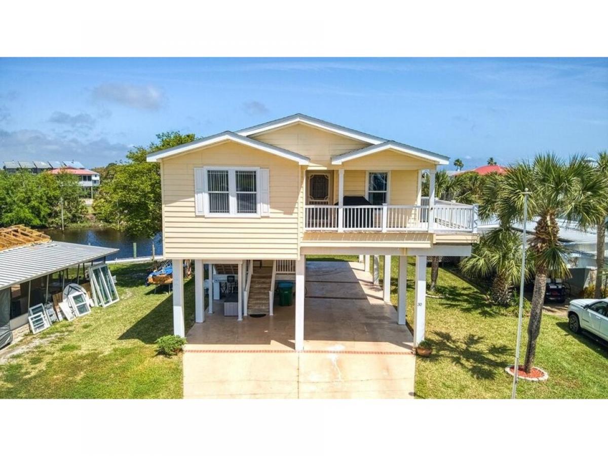 Picture of Home For Sale in Crawfordville, Florida, United States