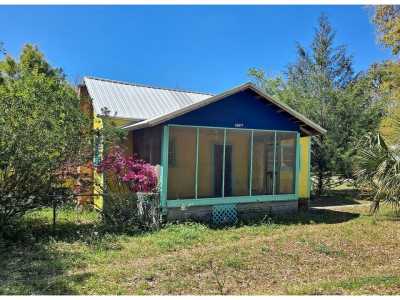 Home For Sale in High Springs, Florida