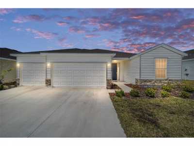 Home For Sale in Newberry, Florida