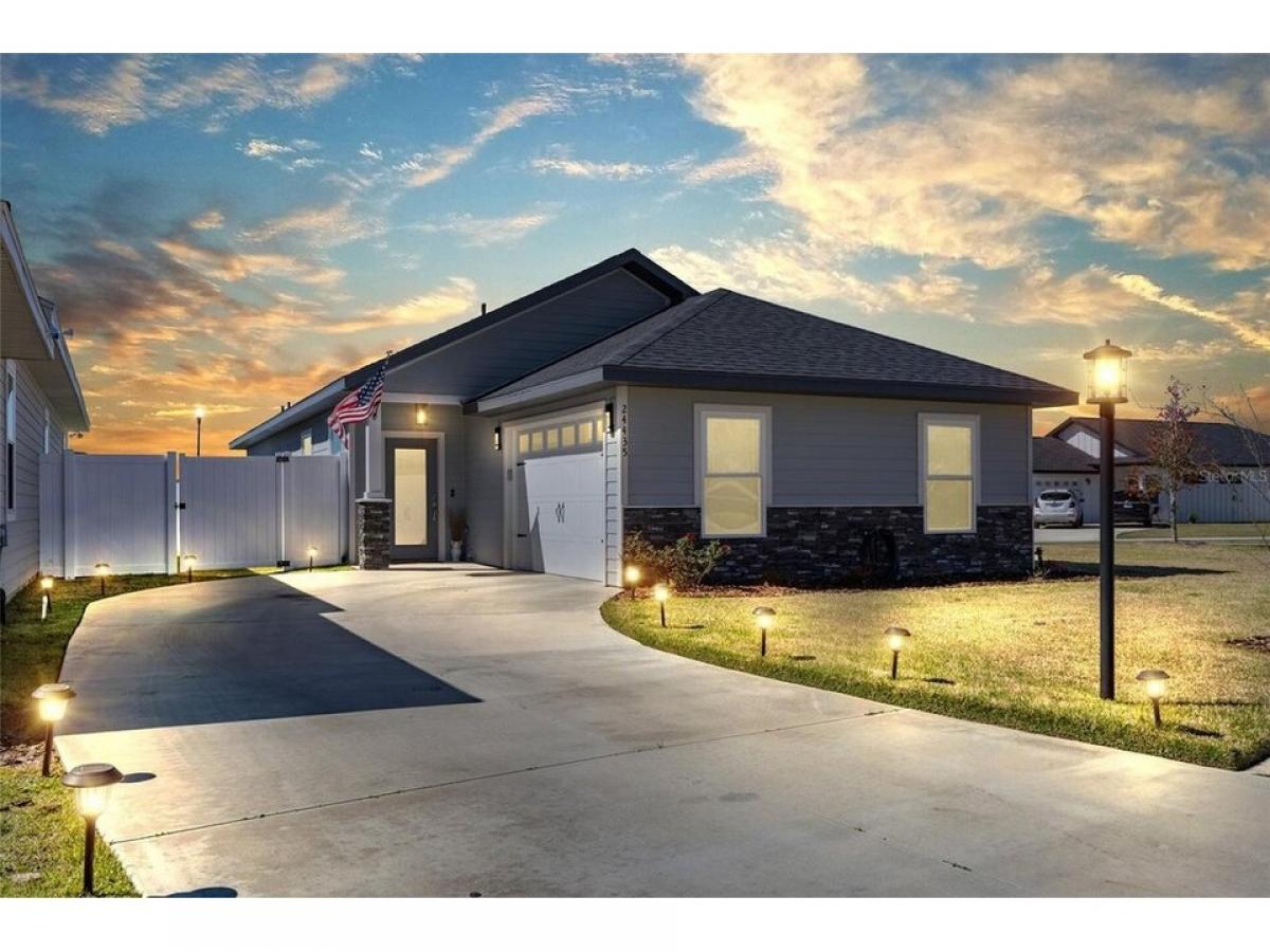 Picture of Home For Sale in Newberry, Florida, United States