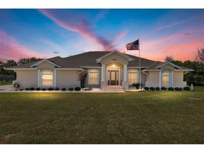 Home For Sale in High Springs, Florida
