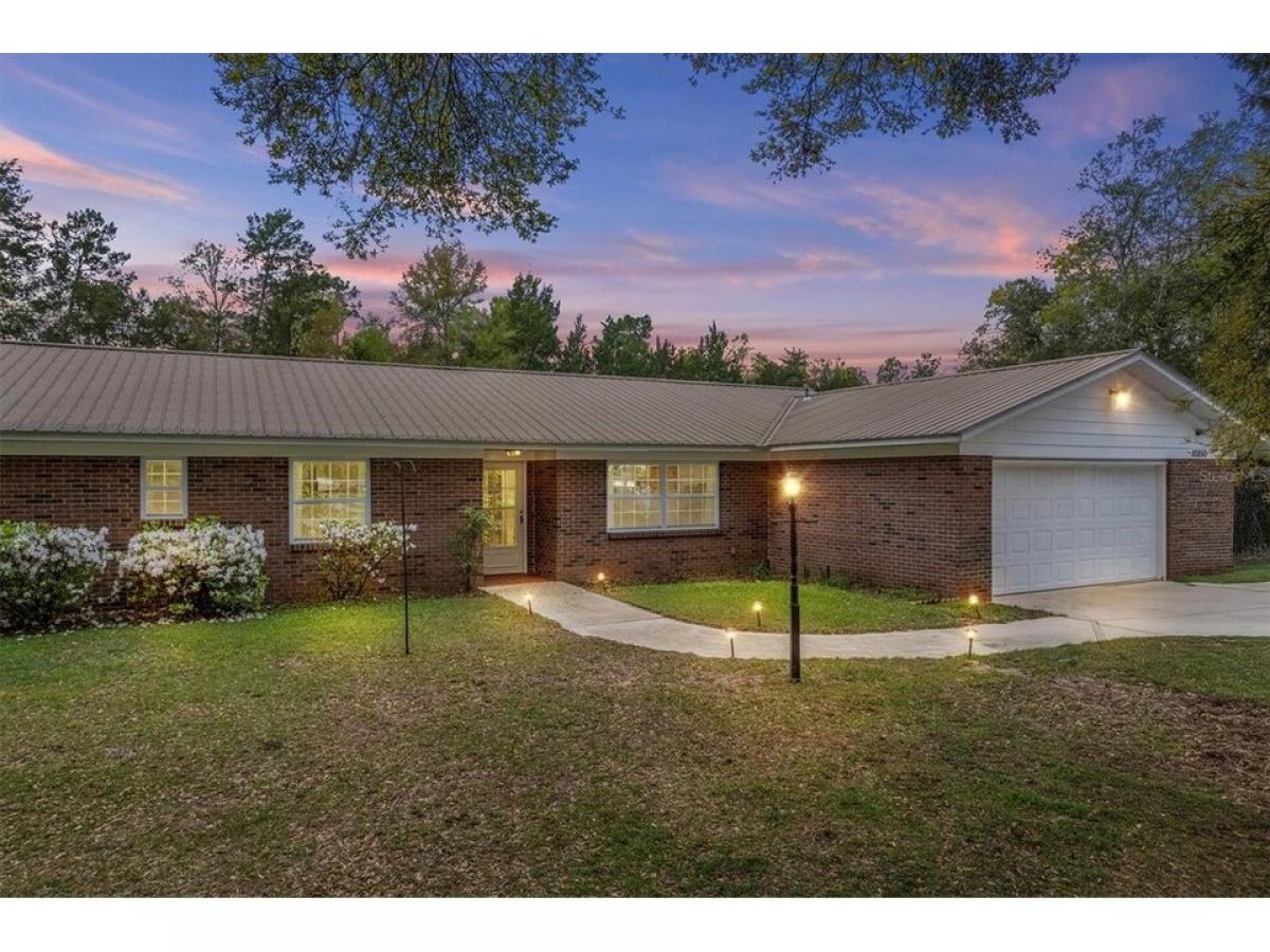 Picture of Home For Sale in Archer, Florida, United States