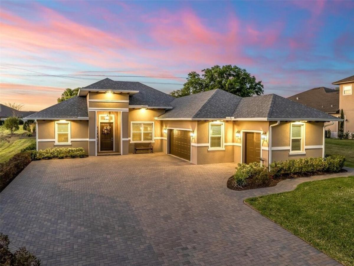 Picture of Home For Sale in Lady Lake, Florida, United States