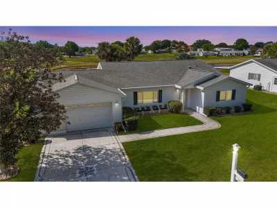 Home For Sale in Summerfield, Florida