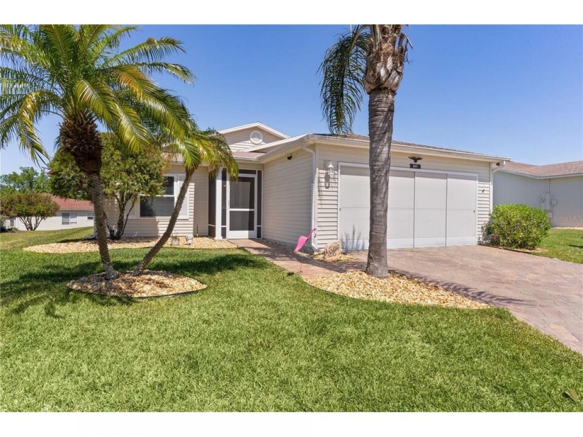 Picture of Home For Sale in Leesburg, Florida, United States