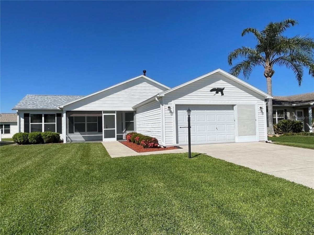 Picture of Home For Sale in The Villages, Florida, United States