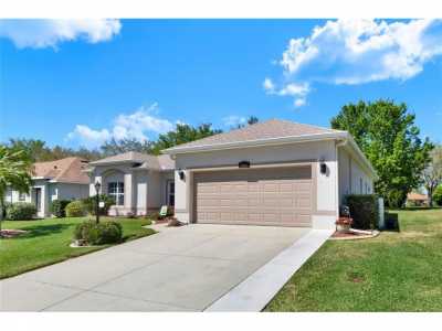 Home For Sale in Leesburg, Florida