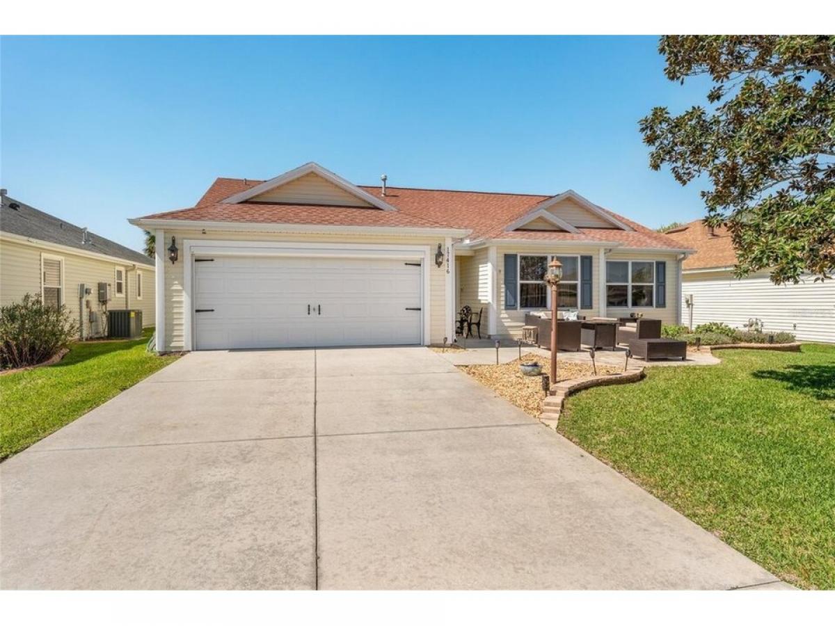 Picture of Home For Sale in The Villages, Florida, United States