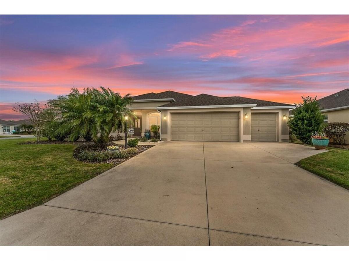 Picture of Home For Sale in The Villages, Florida, United States