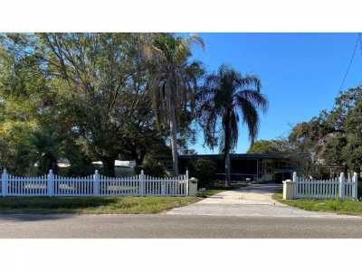 Home For Sale in Winter Garden, Florida