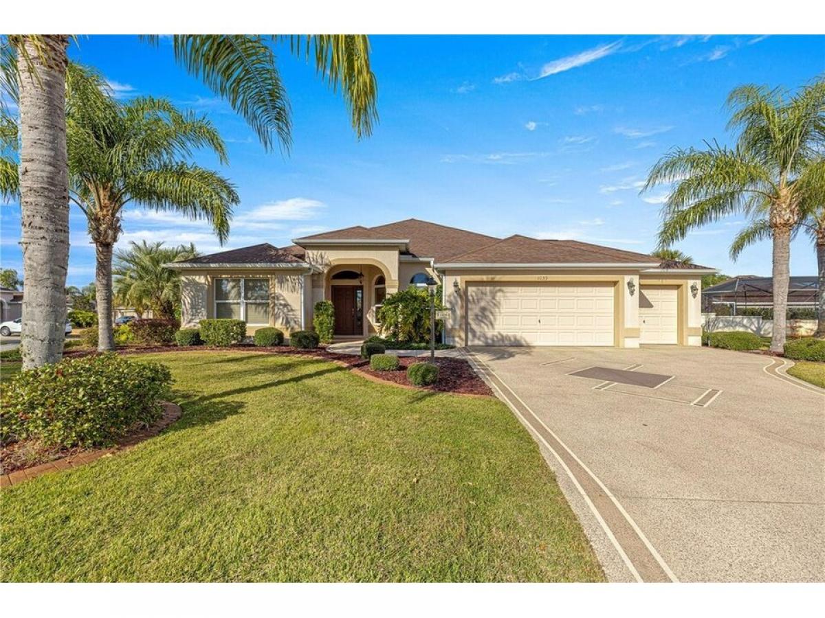 Picture of Home For Sale in The Villages, Florida, United States