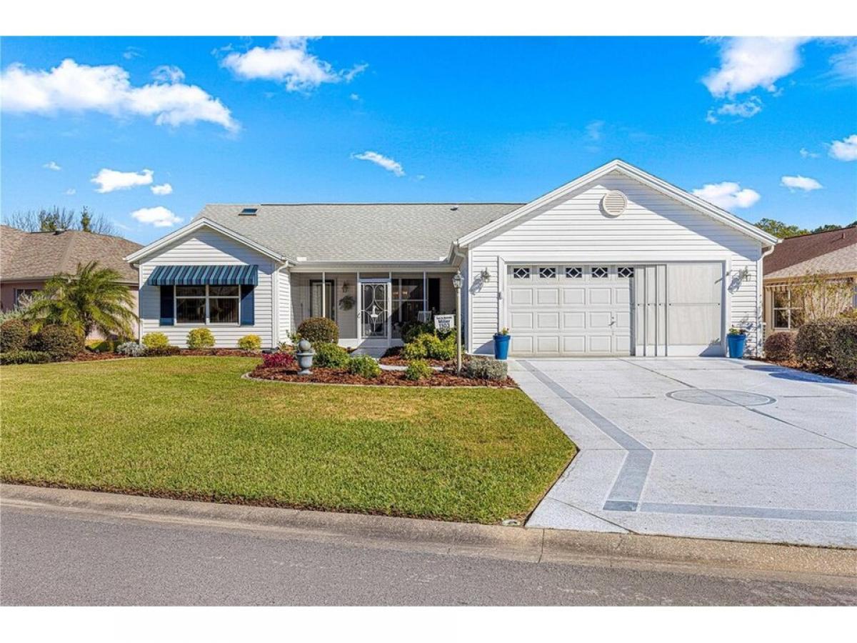 Picture of Home For Sale in The Villages, Florida, United States