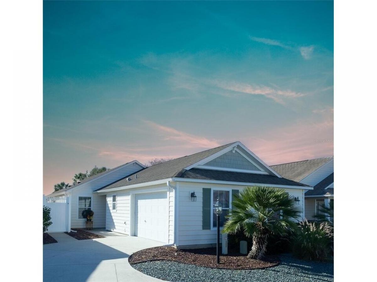 Picture of Home For Sale in The Villages, Florida, United States