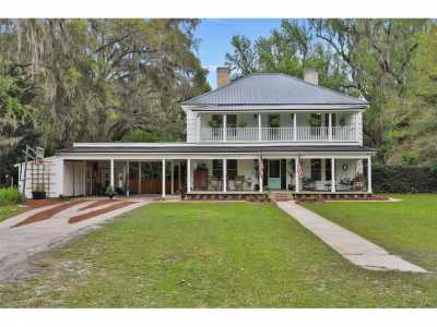 Home For Sale in Elkton, Florida