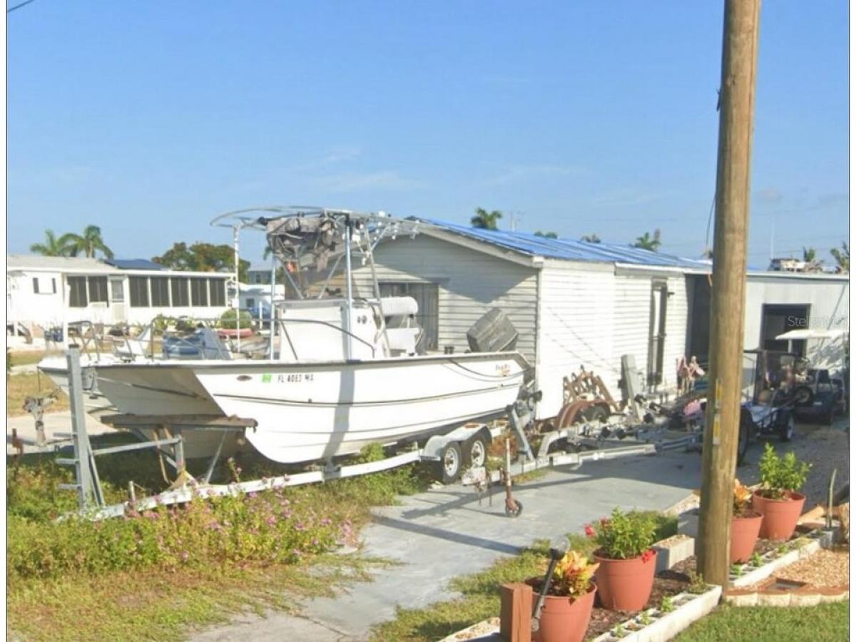 Picture of Residential Land For Sale in Saint James City, Florida, United States