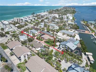 Home For Sale in Englewood, Florida