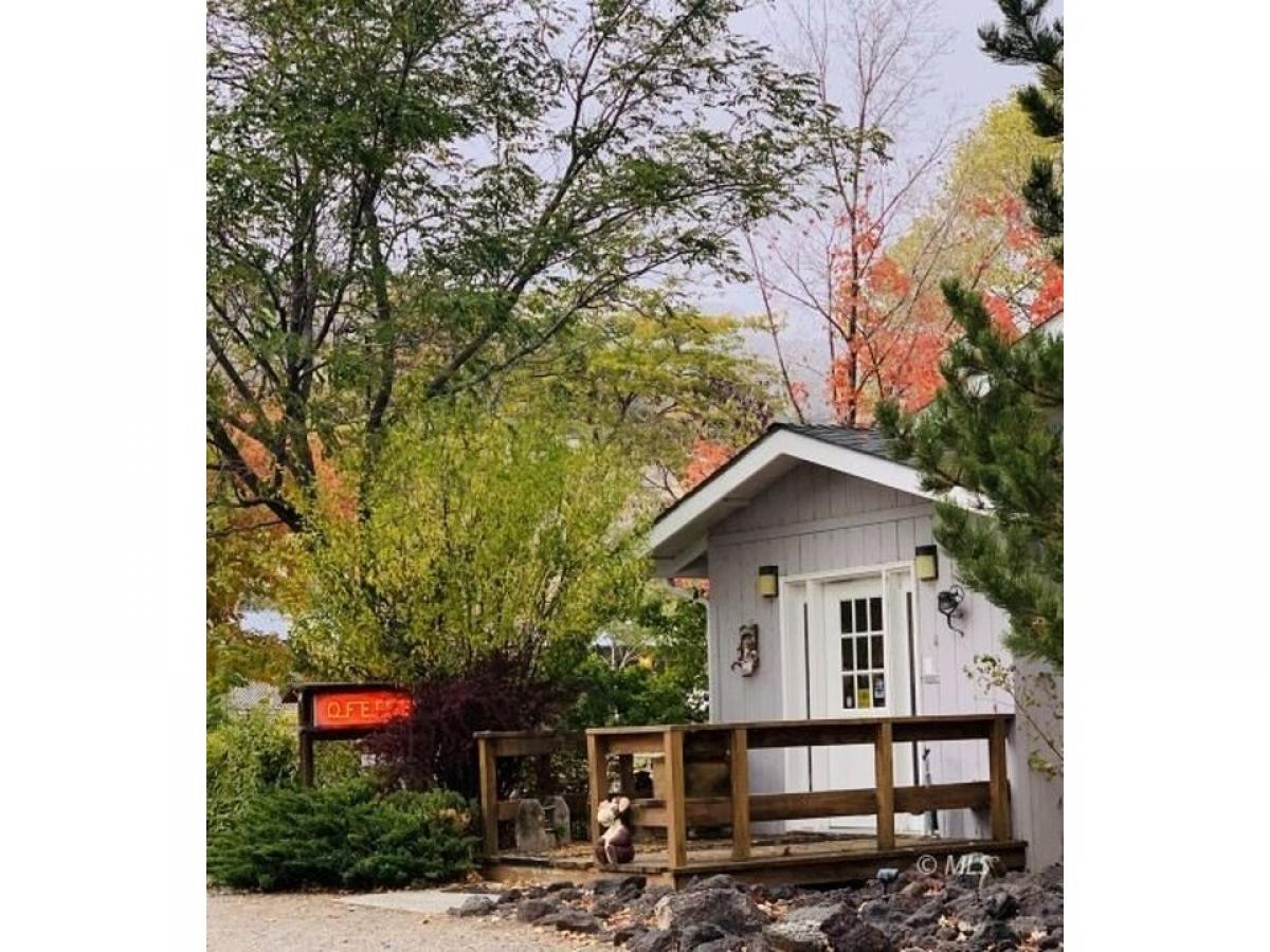 Picture of Home For Sale in Cedarville, California, United States