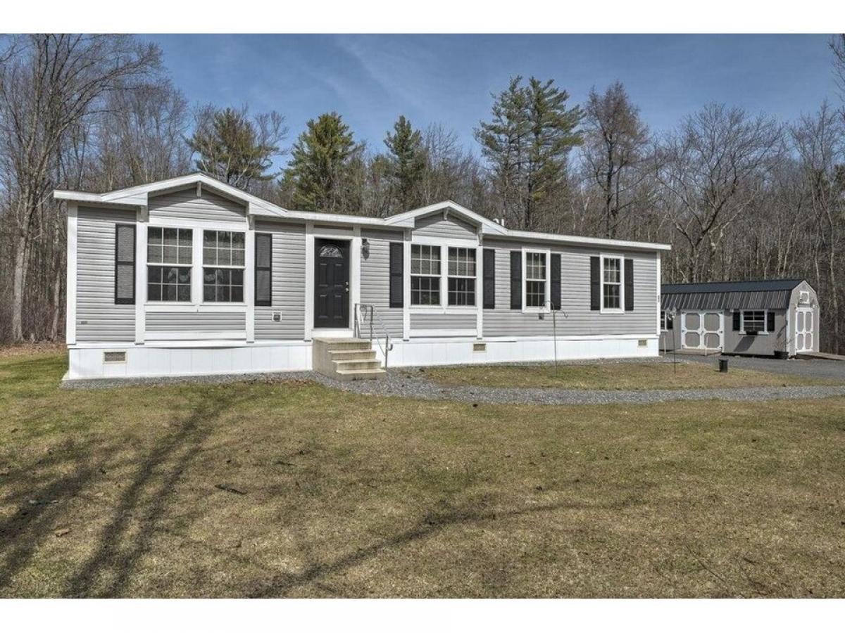 Picture of Home For Sale in Fitzwilliam, New Hampshire, United States