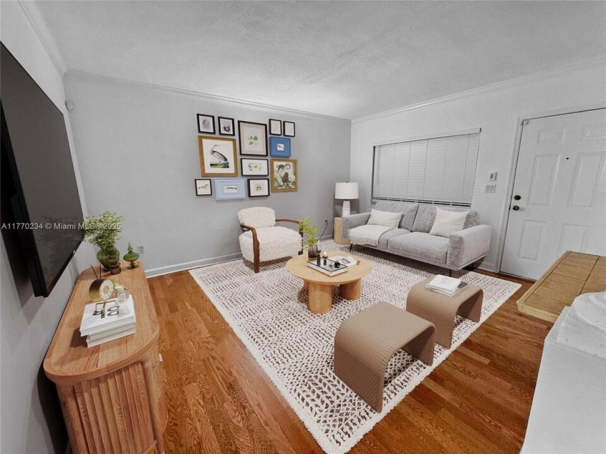 Picture of Home For Sale in Coral Gables, Florida, United States