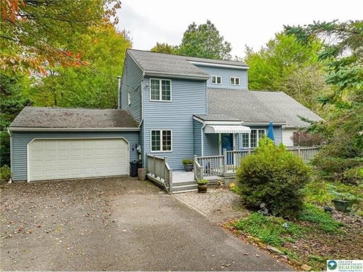 Picture of Home For Sale in Polk, Pennsylvania, United States