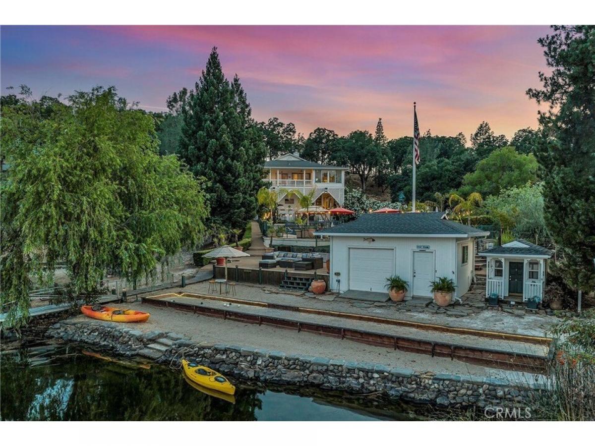 Picture of Home For Sale in Hidden Valley Lake, California, United States