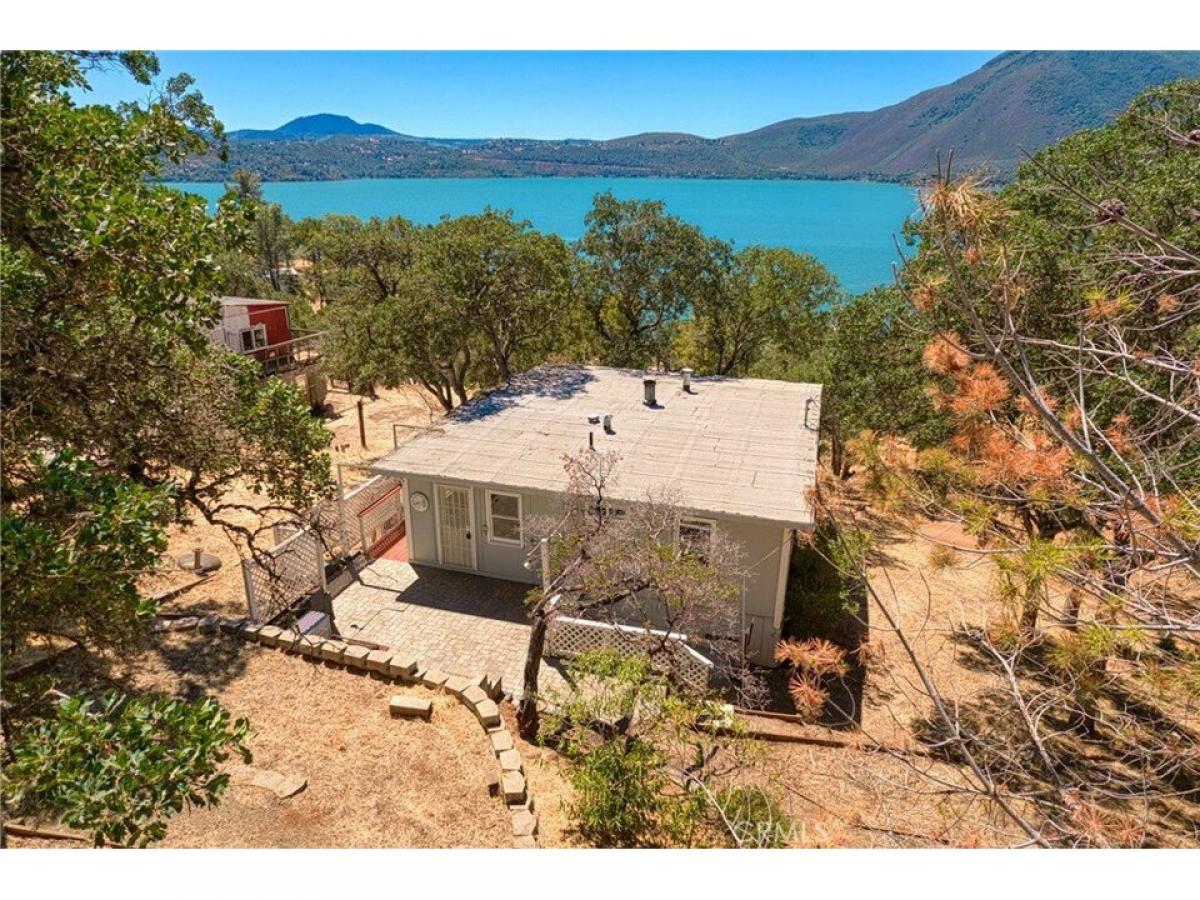 Picture of Home For Sale in Clearlake, California, United States