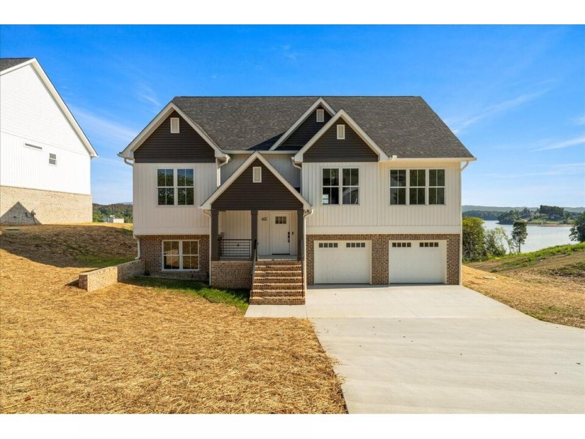 Picture of Home For Sale in Dandridge, Tennessee, United States