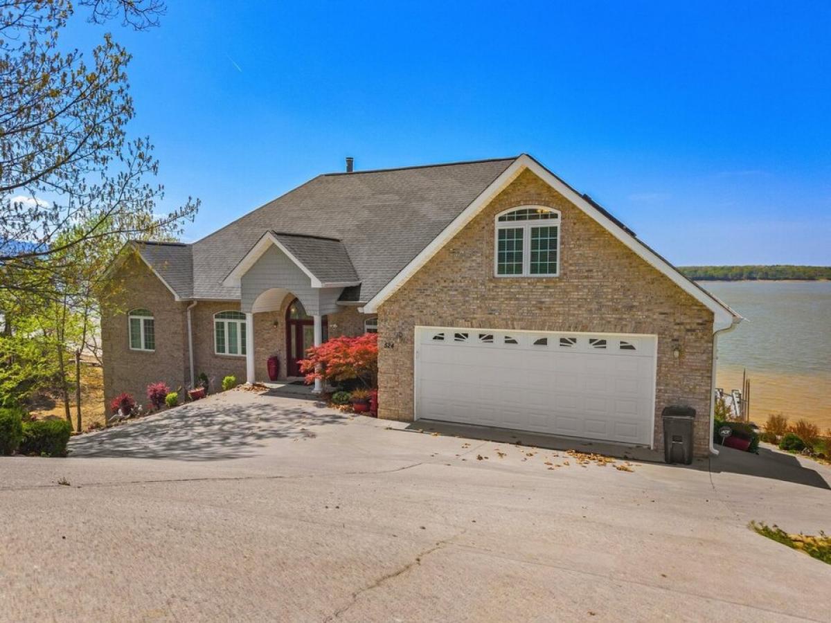 Picture of Home For Sale in White Pine, Tennessee, United States