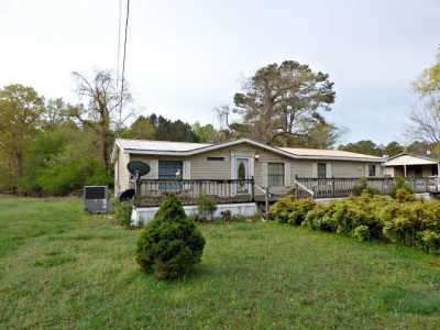 Home For Sale in Dandridge, Tennessee