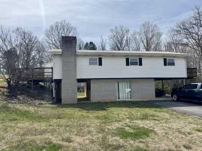 Home For Sale in Parrottsville, Tennessee